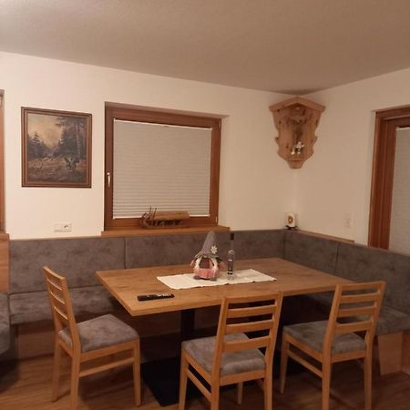 Hollenzen Grosszuegiges Apartment Georg Mayrhofen Barrierefrei מראה חיצוני תמונה