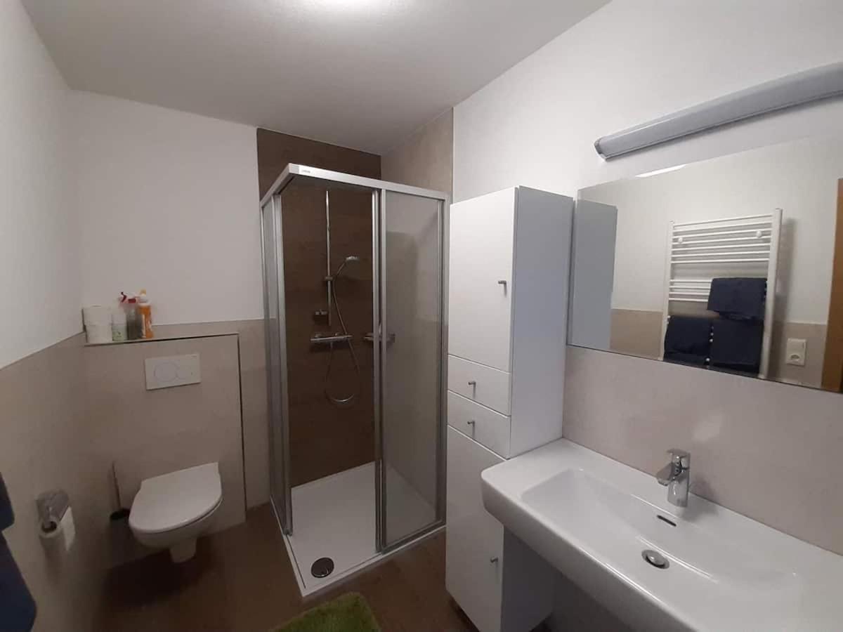 Hollenzen Grosszuegiges Apartment Georg Mayrhofen Barrierefrei מראה חיצוני תמונה