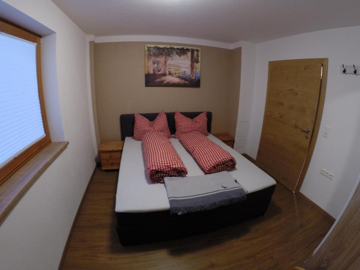 Hollenzen Grosszuegiges Apartment Georg Mayrhofen Barrierefrei מראה חיצוני תמונה